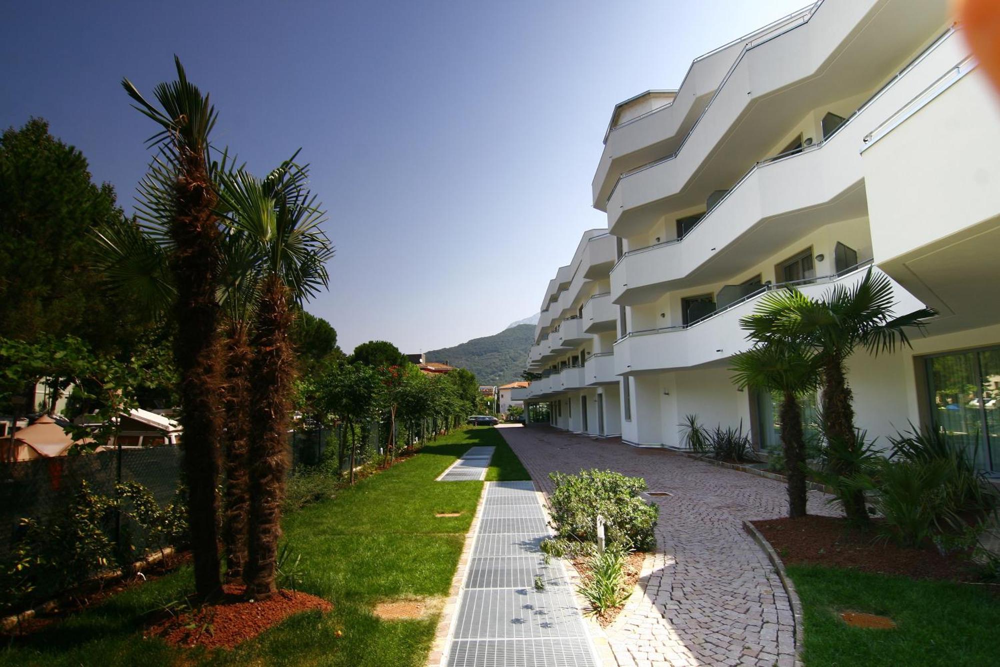 Hotel Oasi Wellness & Spa Riva del Garda Eksteriør bilde